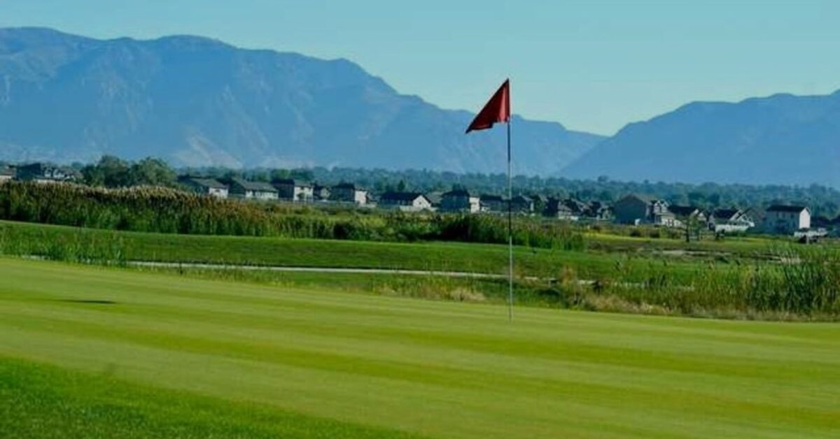 crane field golf course